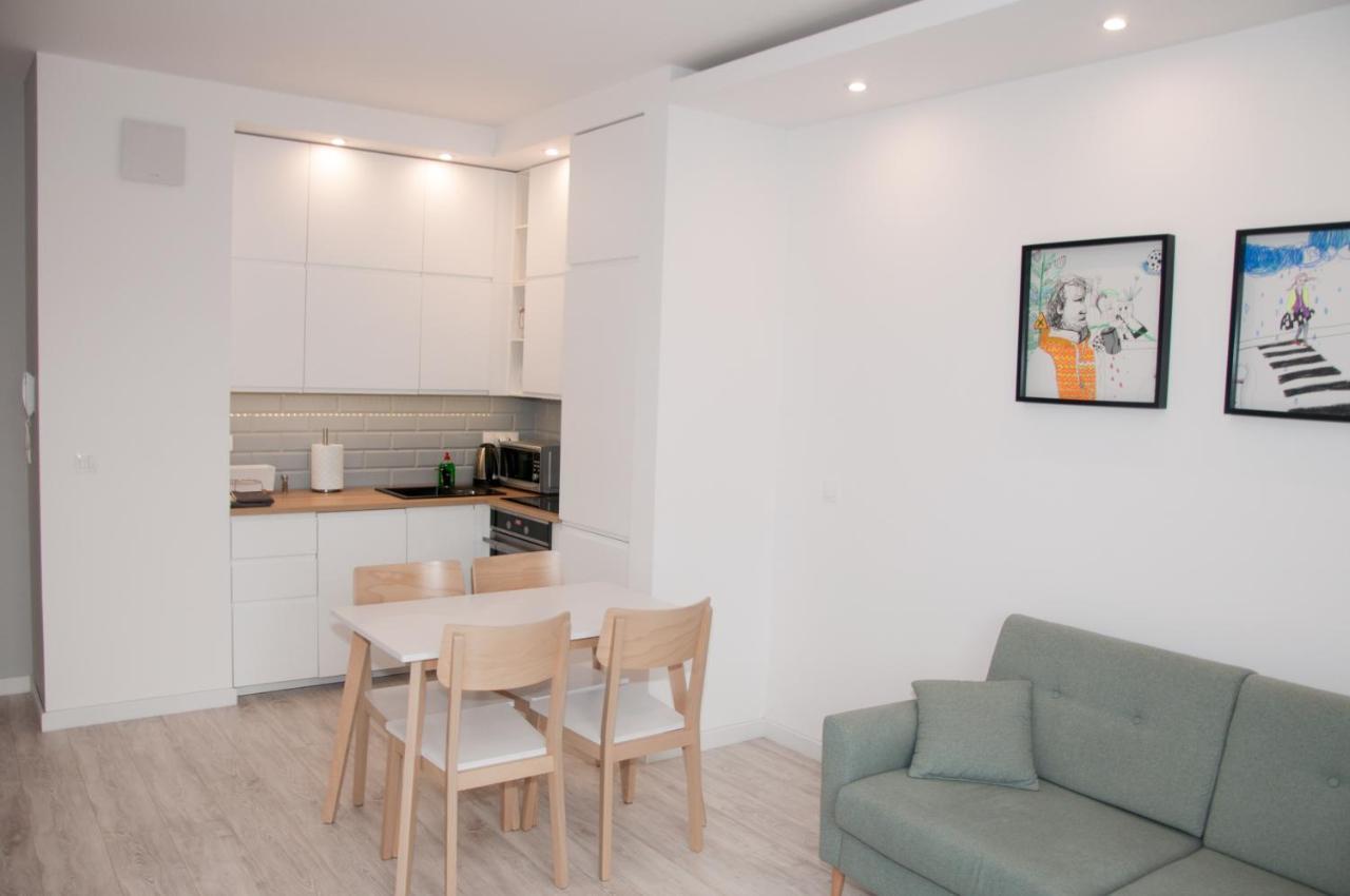 Apartament Business Magazynowa 11A Warsawa Bagian luar foto